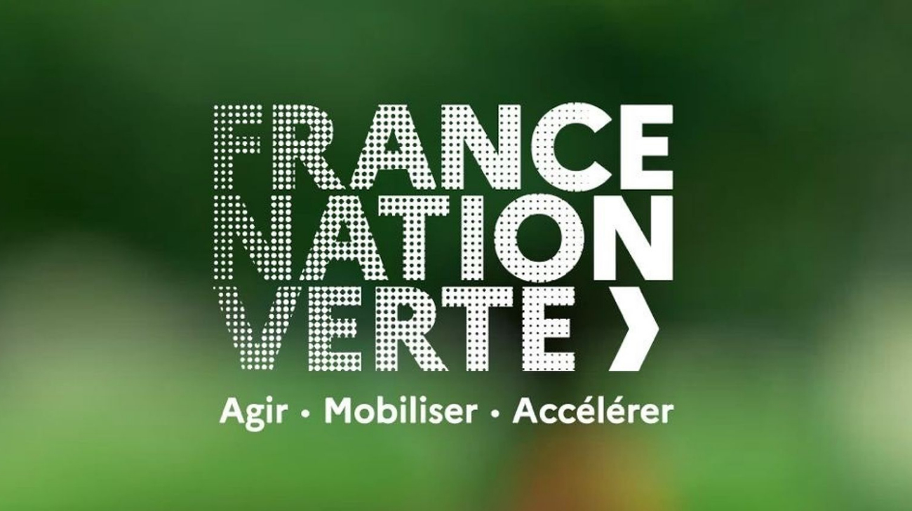 Industrie verte en France : ne pas passer d'une dépendance énergétique à une autre, repenser la production d'énergies vertes avec celle du nucléaire