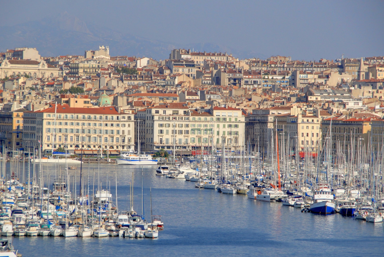 Habitat insalubre à Marseille : les collectifs interpellent le gouvernement